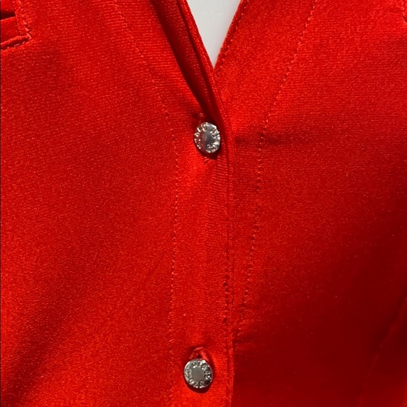 Button down - Picture 3 of 7